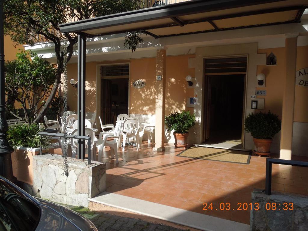 Delfino 3* Marina di Camerota